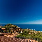 Casa Rosa Rossa - Perfect House For Family Holidays Costa Paradiso